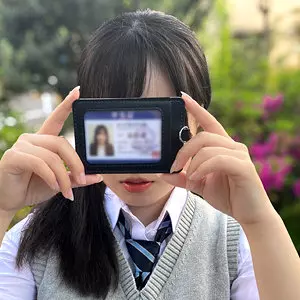 「maj004 しおり」のサムネイル画像
