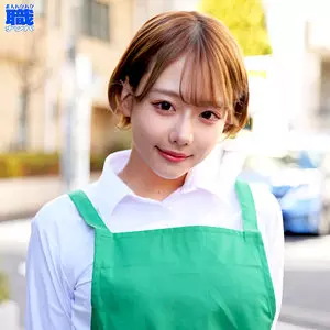 「smjs034 有名なコーヒーチェーンの店員さん」のサムネイル画像